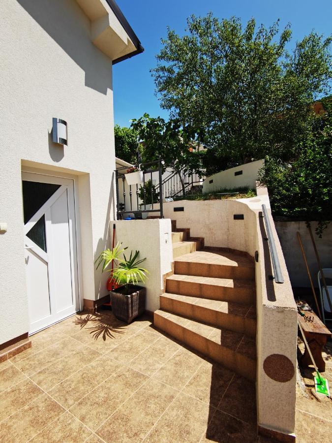 Senia Apartment